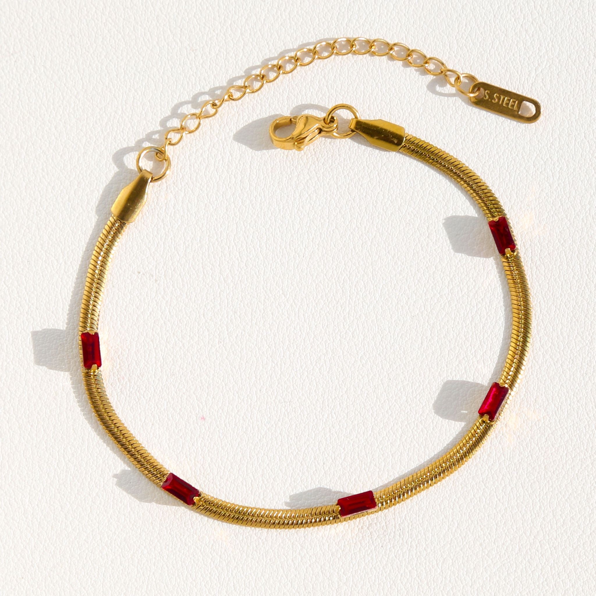 RUBI RED NECKLACE