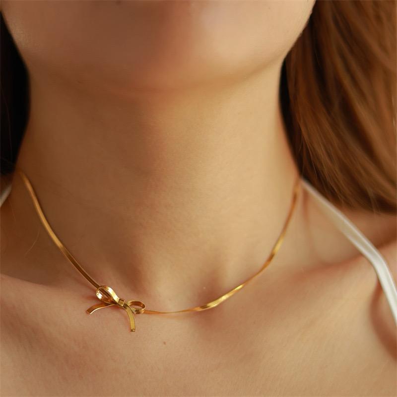 Lace Necklace